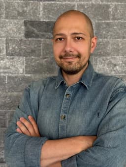 Maxim Schumacher, founder of b2bentrycheck